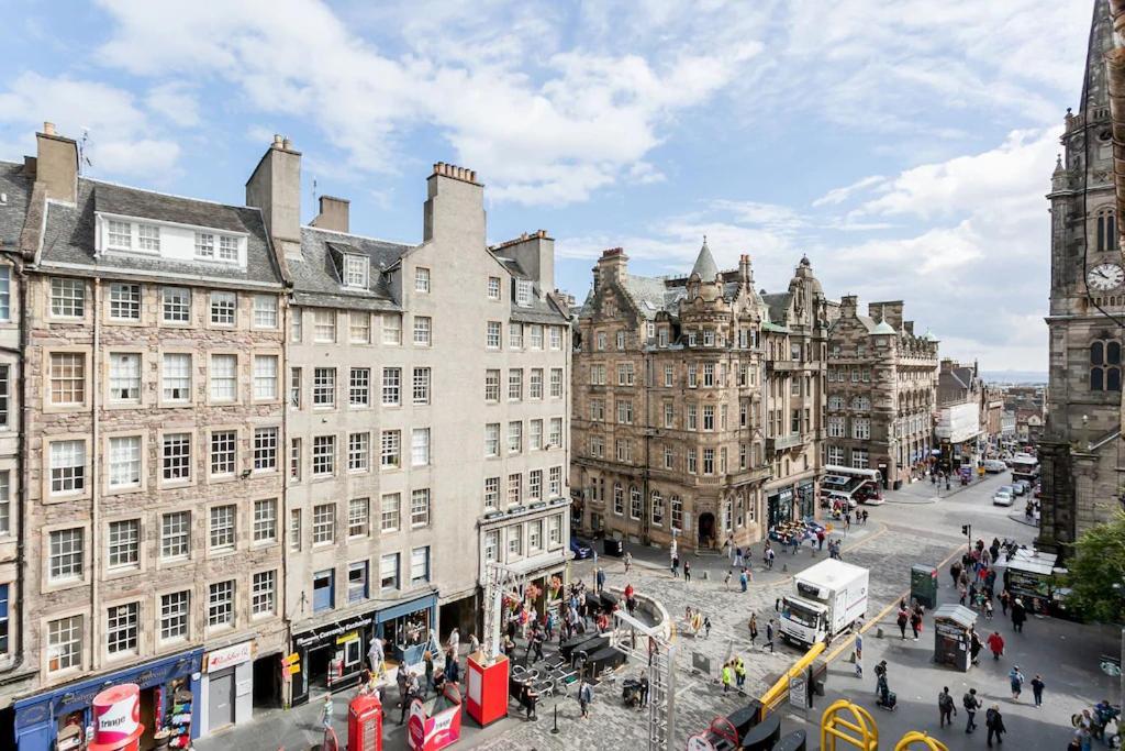 Stunning Flat - Royal Mile Near Edinburgh Castle With Wifi Lägenhet Exteriör bild