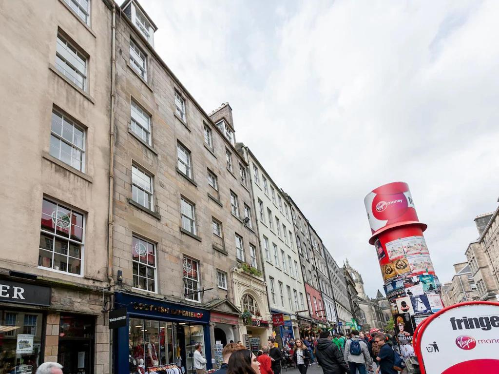Stunning Flat - Royal Mile Near Edinburgh Castle With Wifi Lägenhet Exteriör bild